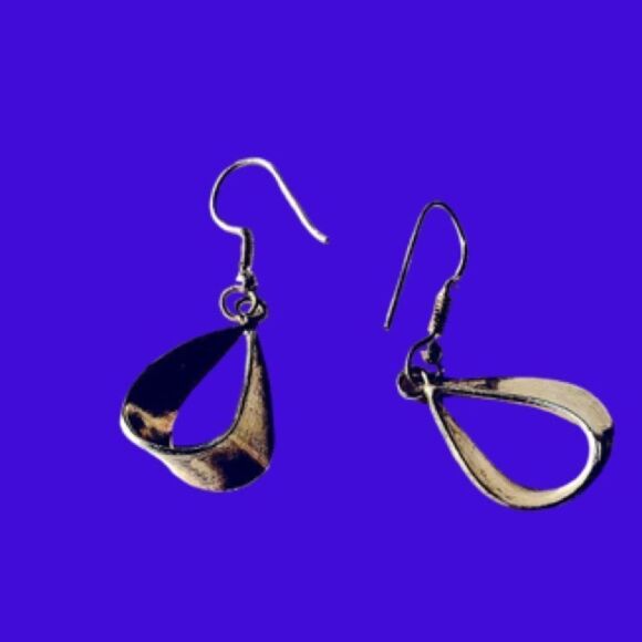 925 Mexican Silver Essential teardrop hook drop Earrings 1 1/2” long - Picture 8 of 8